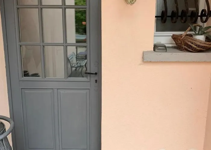 Avec Vue Sur Le Marais Et La Piscine Bed & Breakfast