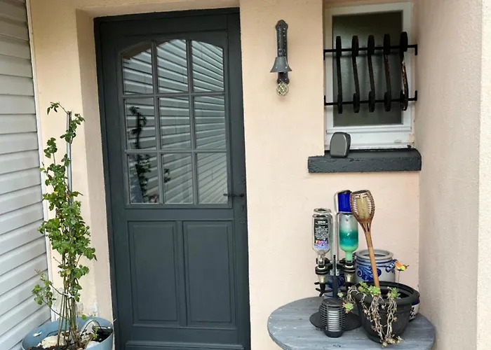 Bed & Breakfast Avec Vue Sur Le Marais Et La Piscine